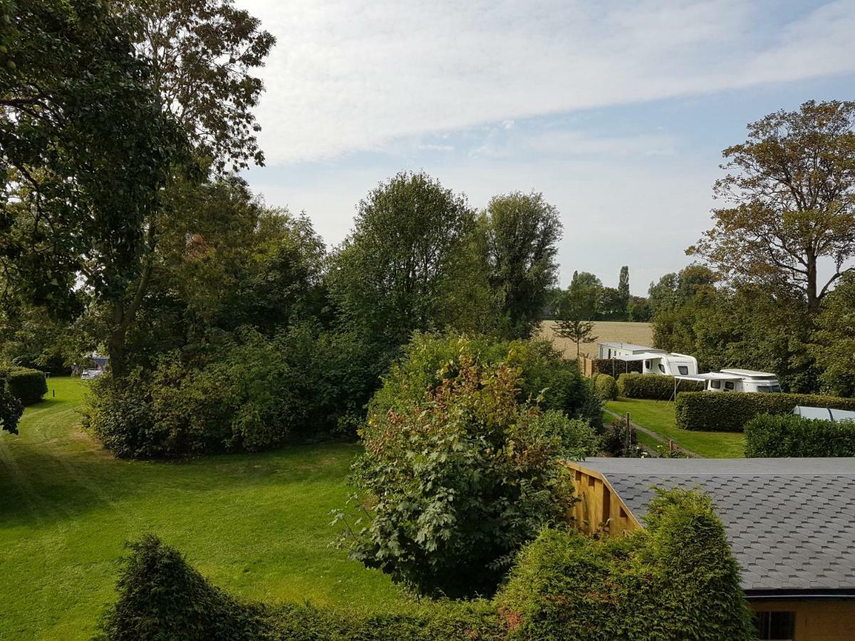 Camping De Blauwe Reiger Pieterzijl 外观 照片